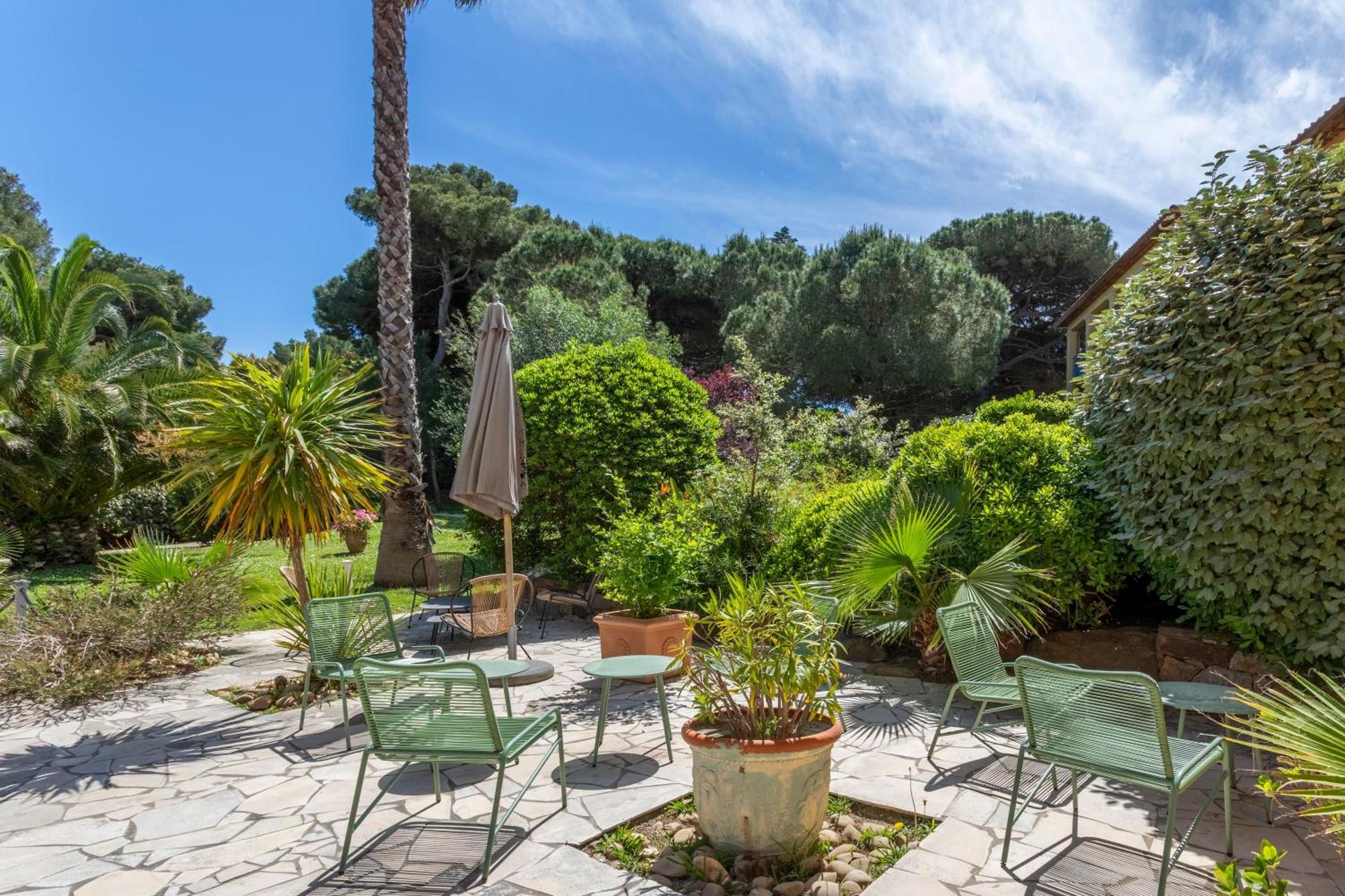 Résidence Pierre&Vacances La Pinède Hyères Exterior foto